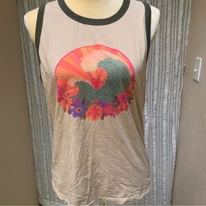 Natural Life tank top. Wave design.
